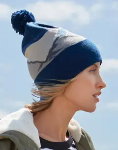 Bild på Mountain Peaks Pom Pom Beanie