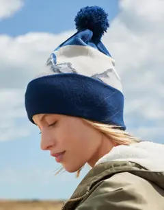 Bild på Mountain Peaks Pom Pom Beanie