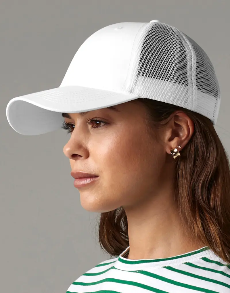 Bild på Recycled Urbanwear 6 Panel Snapback Trucker