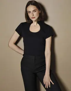 Bild på Regular Fit Keyhole Neck Top