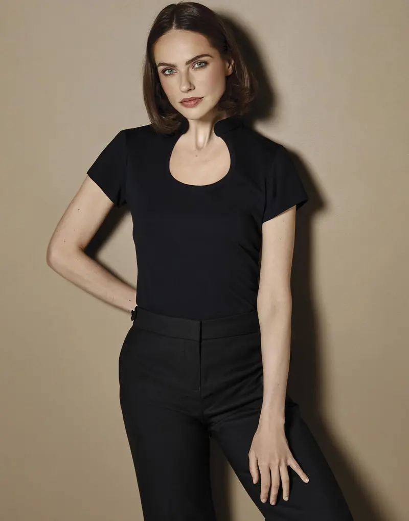 Bild på Regular Fit Keyhole Neck Top