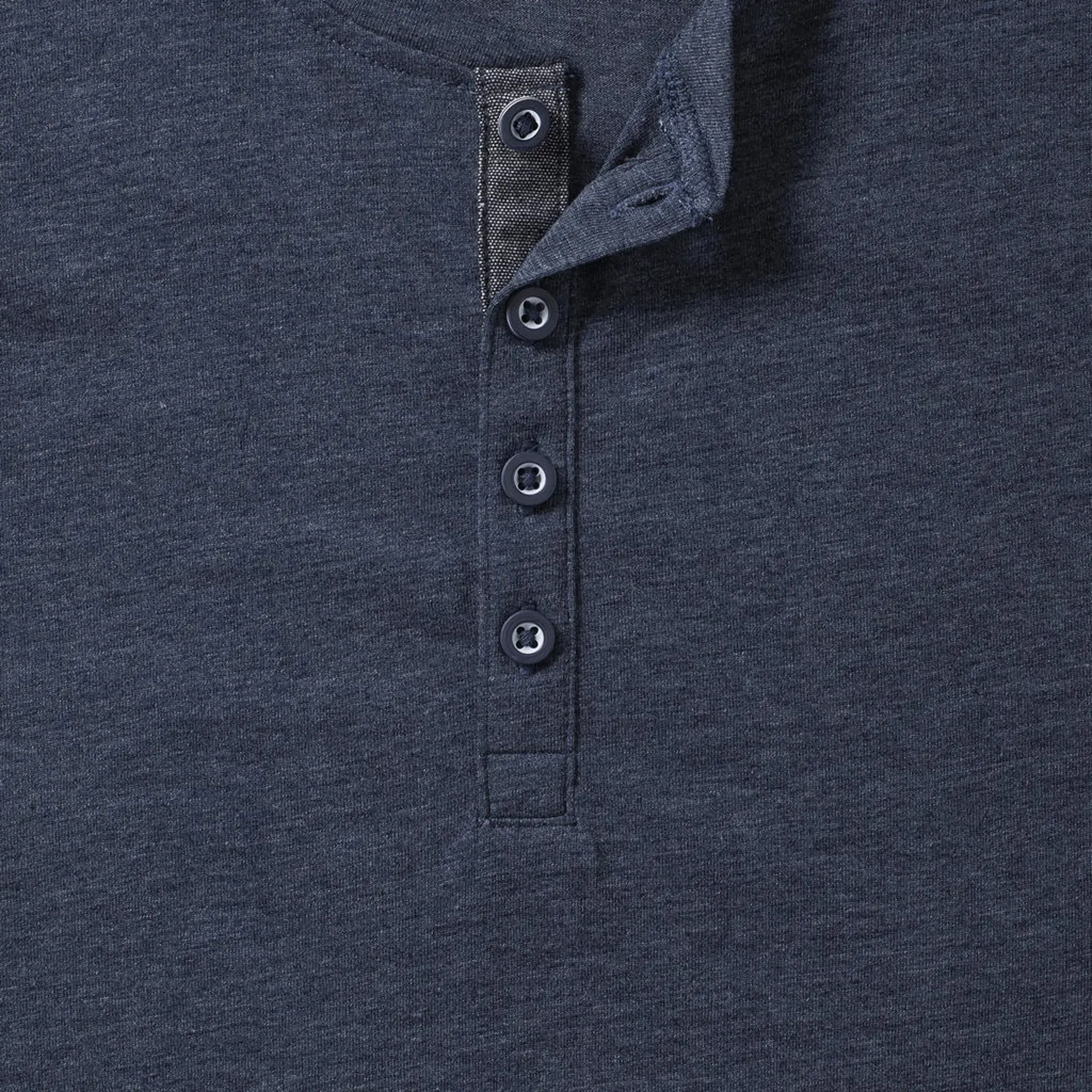 Bild på Men's Henley HD T