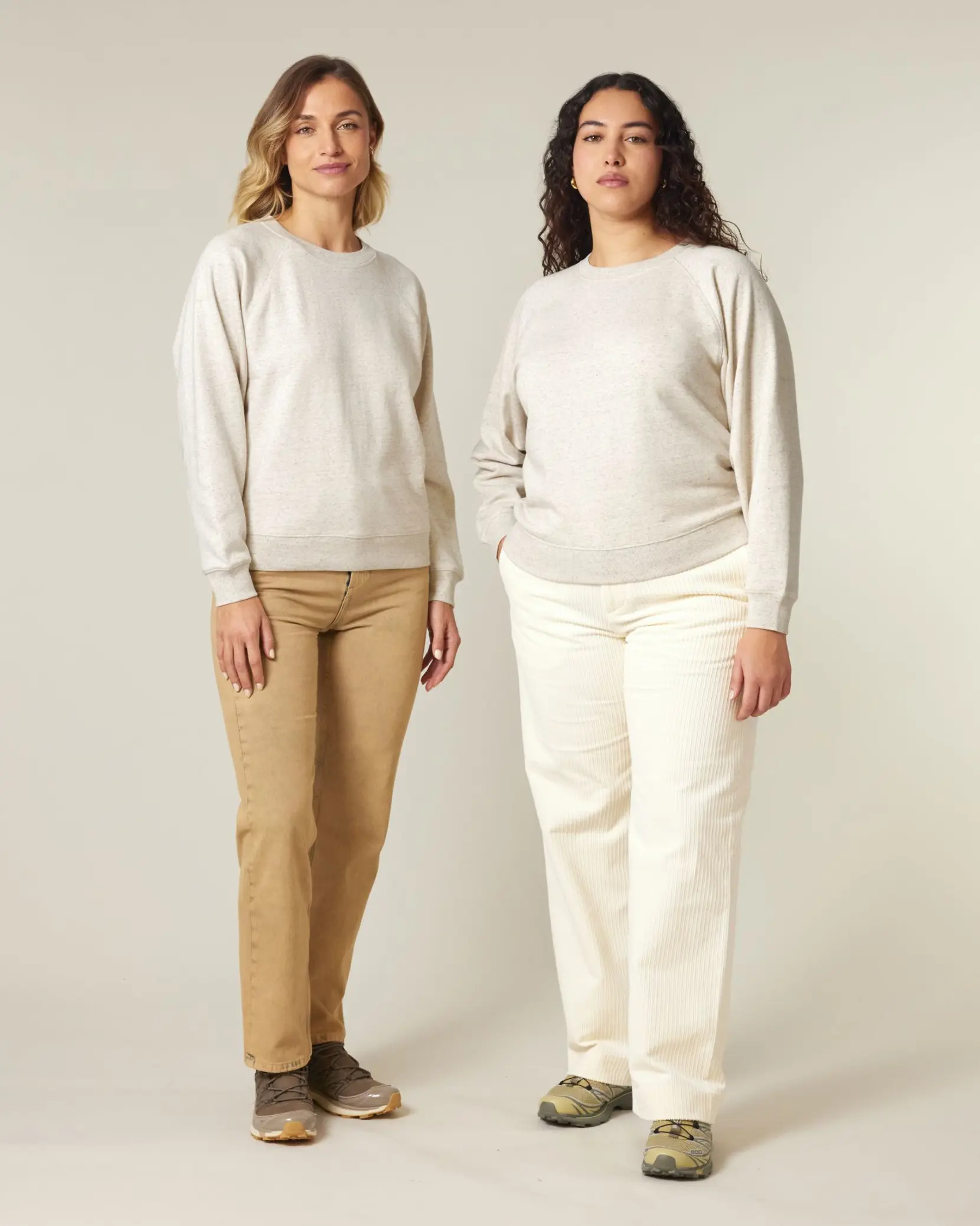 Bild på Stella Clara The women's raglan sweatshirt