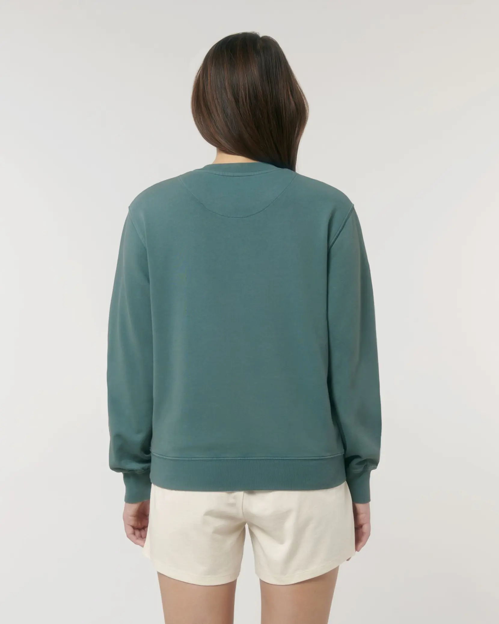 Bild på Matcher Vintage The unisex medium fit garment dyed crewneck sweatshirt