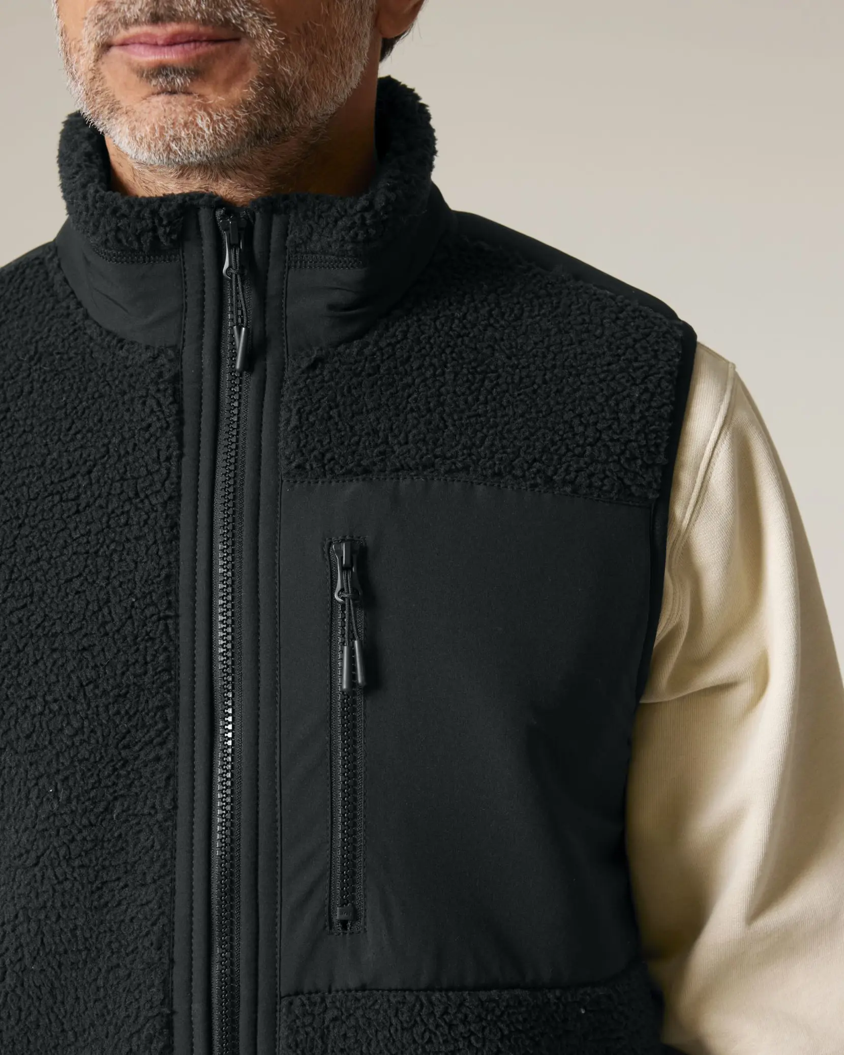 Bild på Liner The unisex sleeveless sherpa jacket