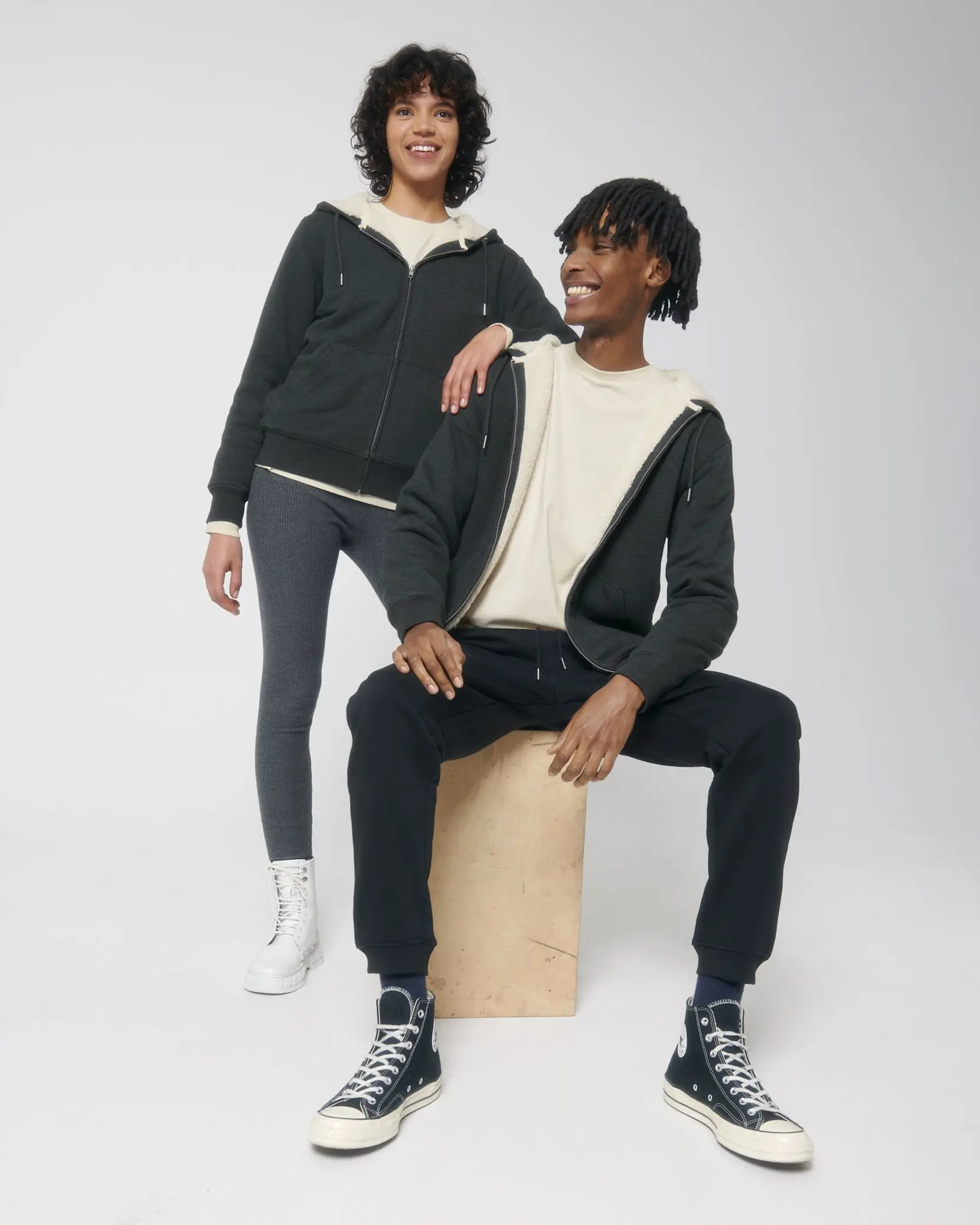 Bild på Hygger Sherpa The unisex sherpa lined zip-thru hoodie sweatshirt