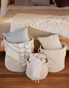 Bild på Fairtrade Cotton Canvas Cushion Cover