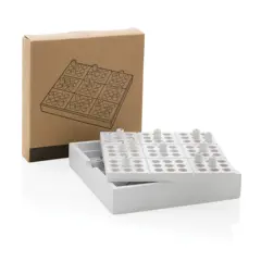 Bild på Sudoku-spel i trä