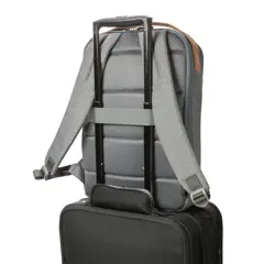 Bild på Impact AWARE™ 300D two tone lyxig 15.6" laptopryggsäck