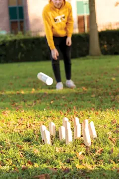 Bild på Mölkky/nummerkubb i trä