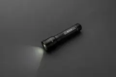 Bild på USB-återuppladdningsbar heavy duty ficklampa RCS aluminium