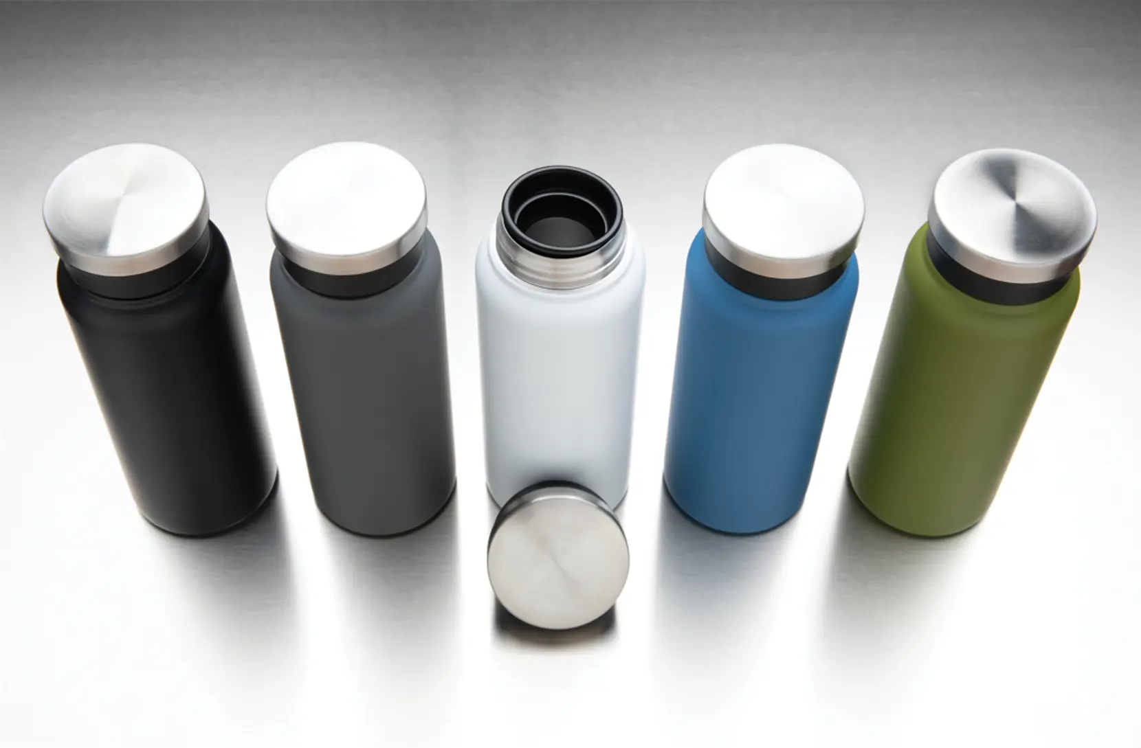 Bild på Vakuumflaska i RCS återvunnen stainless steel, 600ml