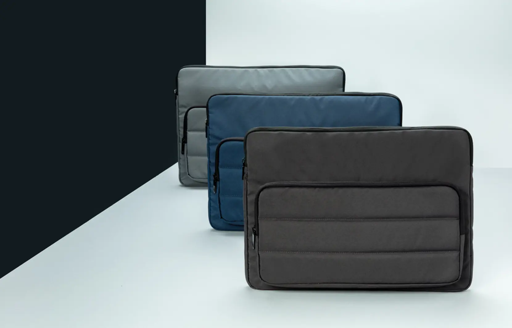 Bild på Impact AWARE™ RPET 15.6" laptopsleeve