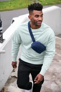 Bild på Aero Aware™ RPET Every day sling bag