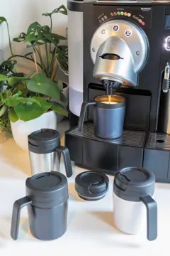 Bild på Coffee to go termosmugg med handtag