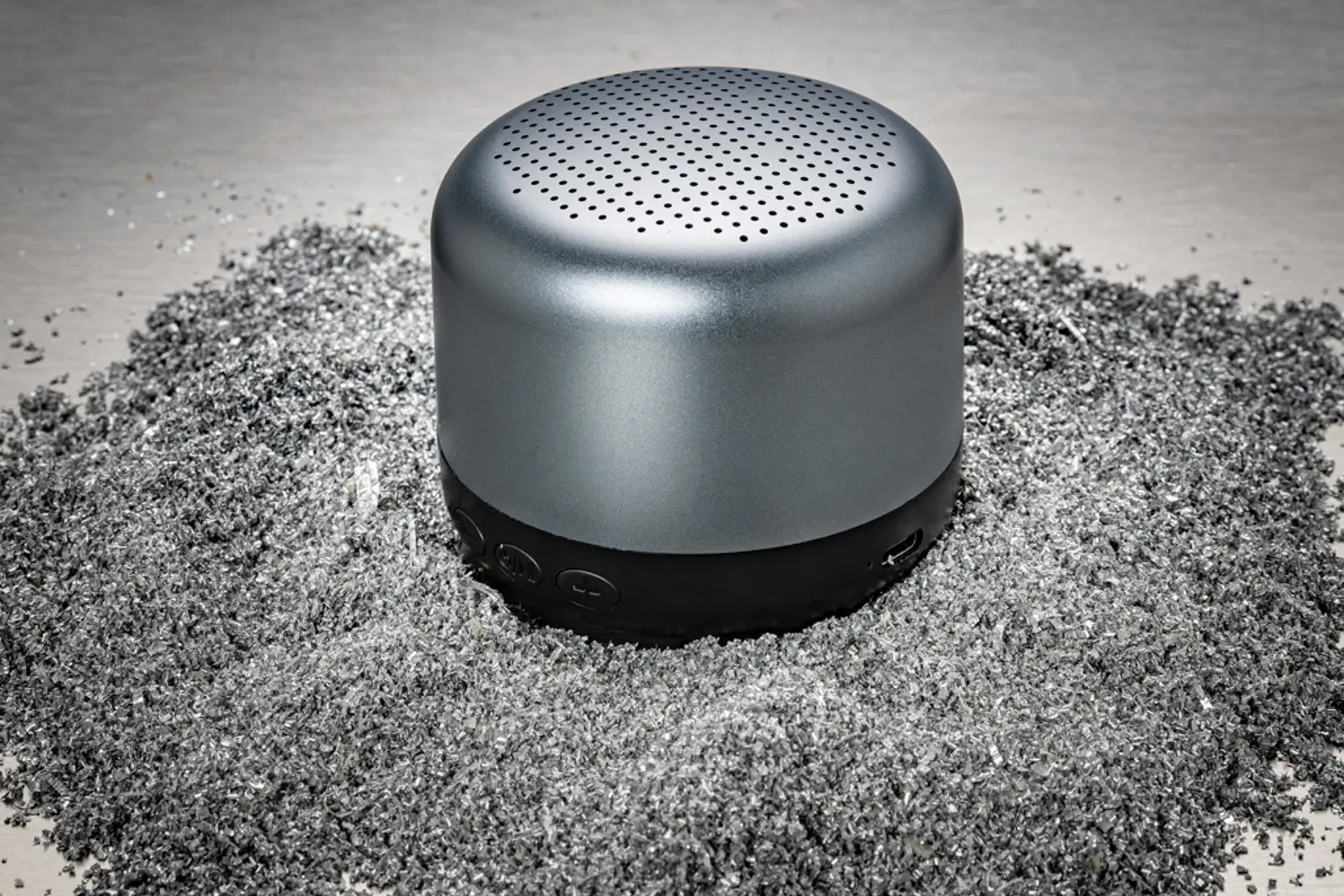 Bild på Terra 5W trådlös högtalare i RCS återvunnen aluminium