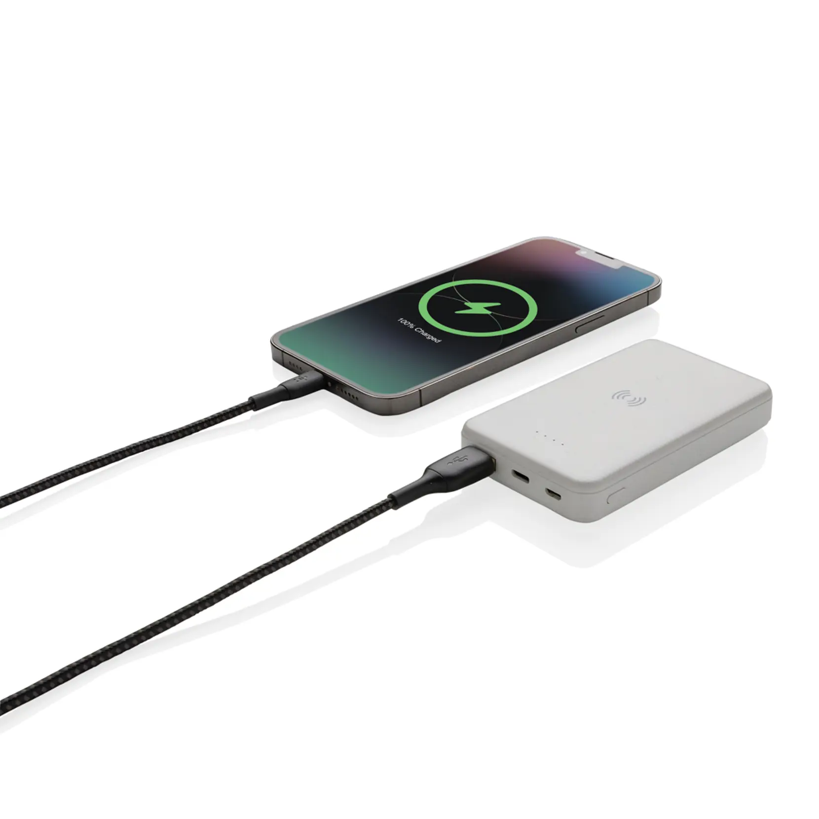 Bild på 5.000 mAh trådlös powerbank i RCS återvunnen plast