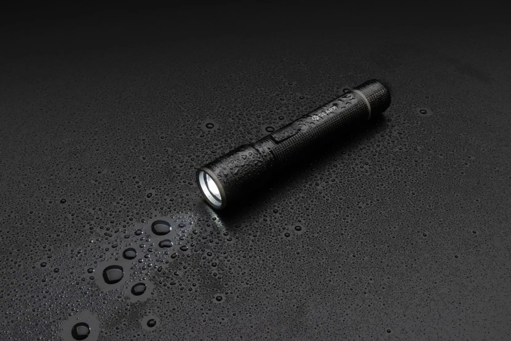 Bild på Gear X USB-återuppladdningsbar ficklampa RCS aluminium