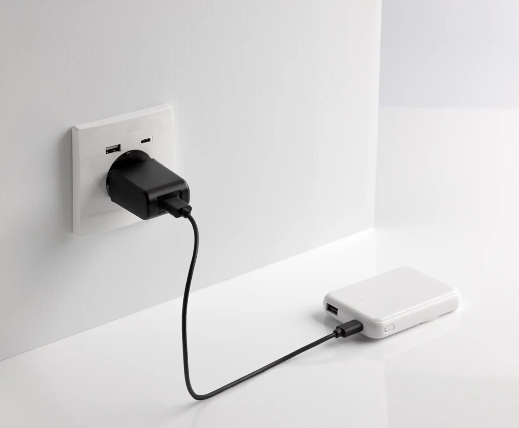 Bild på Stellar RCS återvunnen plast 5000 mah 5W magnetisk powerbank