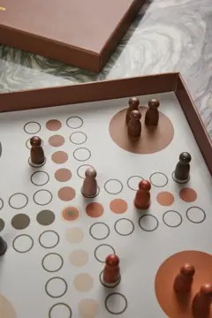 Bild på VINGA Coffee table collection box