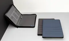 Bild på Impact AWARE™ RPET A4 portfolio med dragkedja