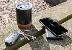 Bild på 10.000 mAh snabbladdande 10W trådlös powerbank med PD