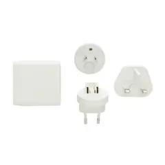 Bild på TravelCharge Pro RCS rplastisk reseladdare med USB C