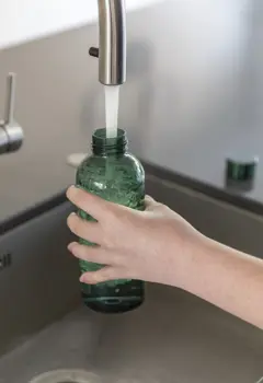 Bild på Läckagesäker vattenflaska med metallock