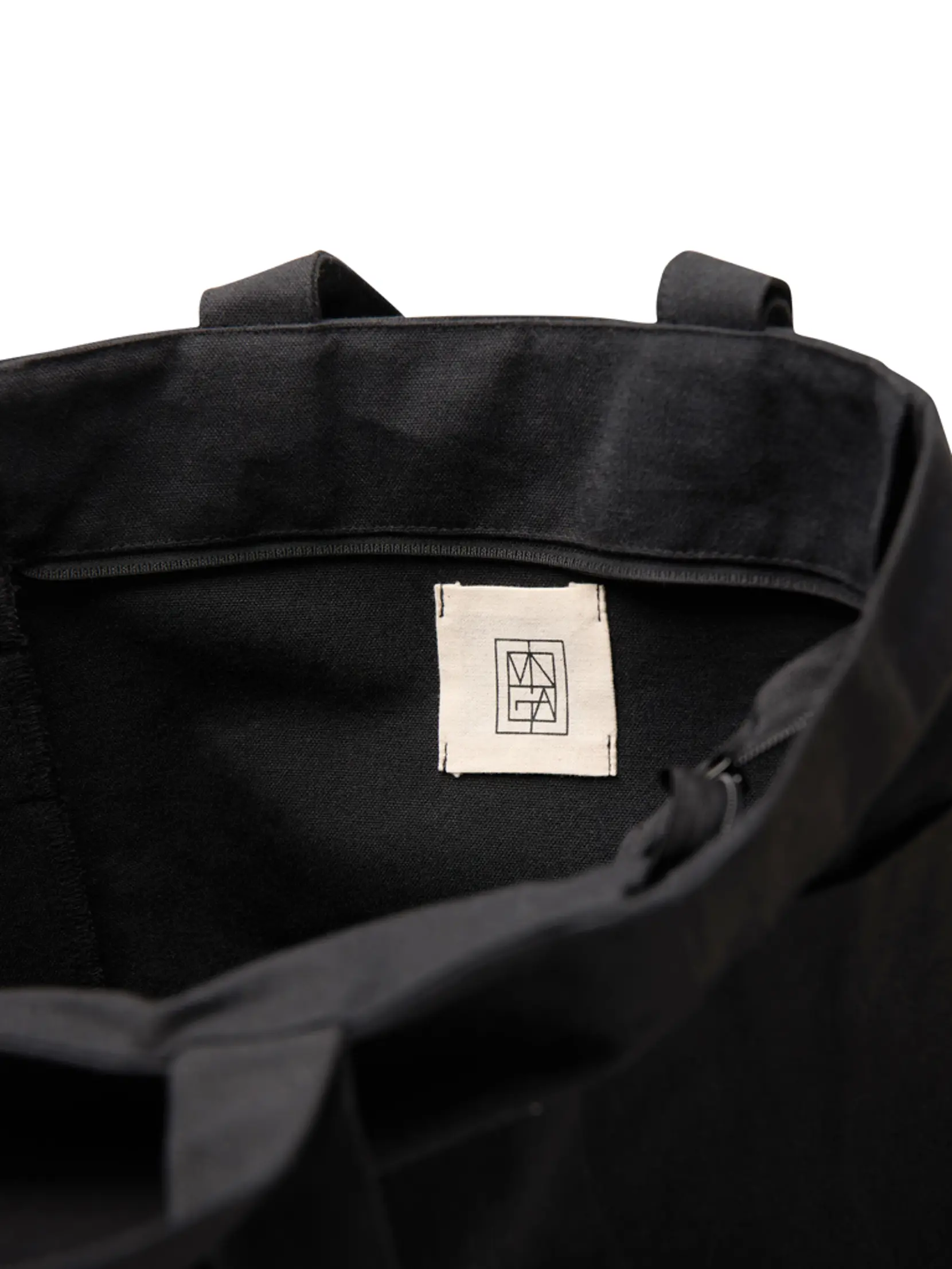 Bild på VINGA Hilo AWARE™ återvunnen canvas tote med dragkedja