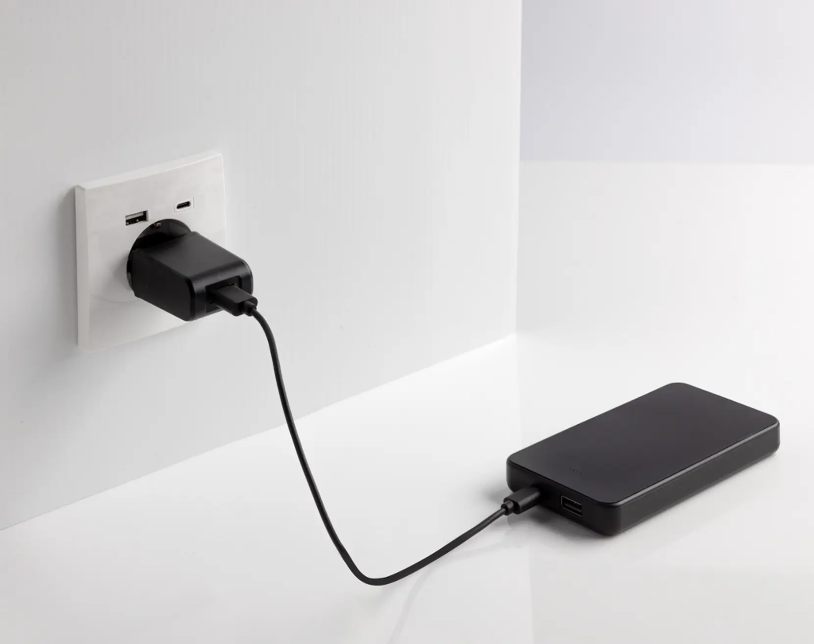 Bild på Boostcore RCS powerbank i återvunnen plast 10.000mAh USB C