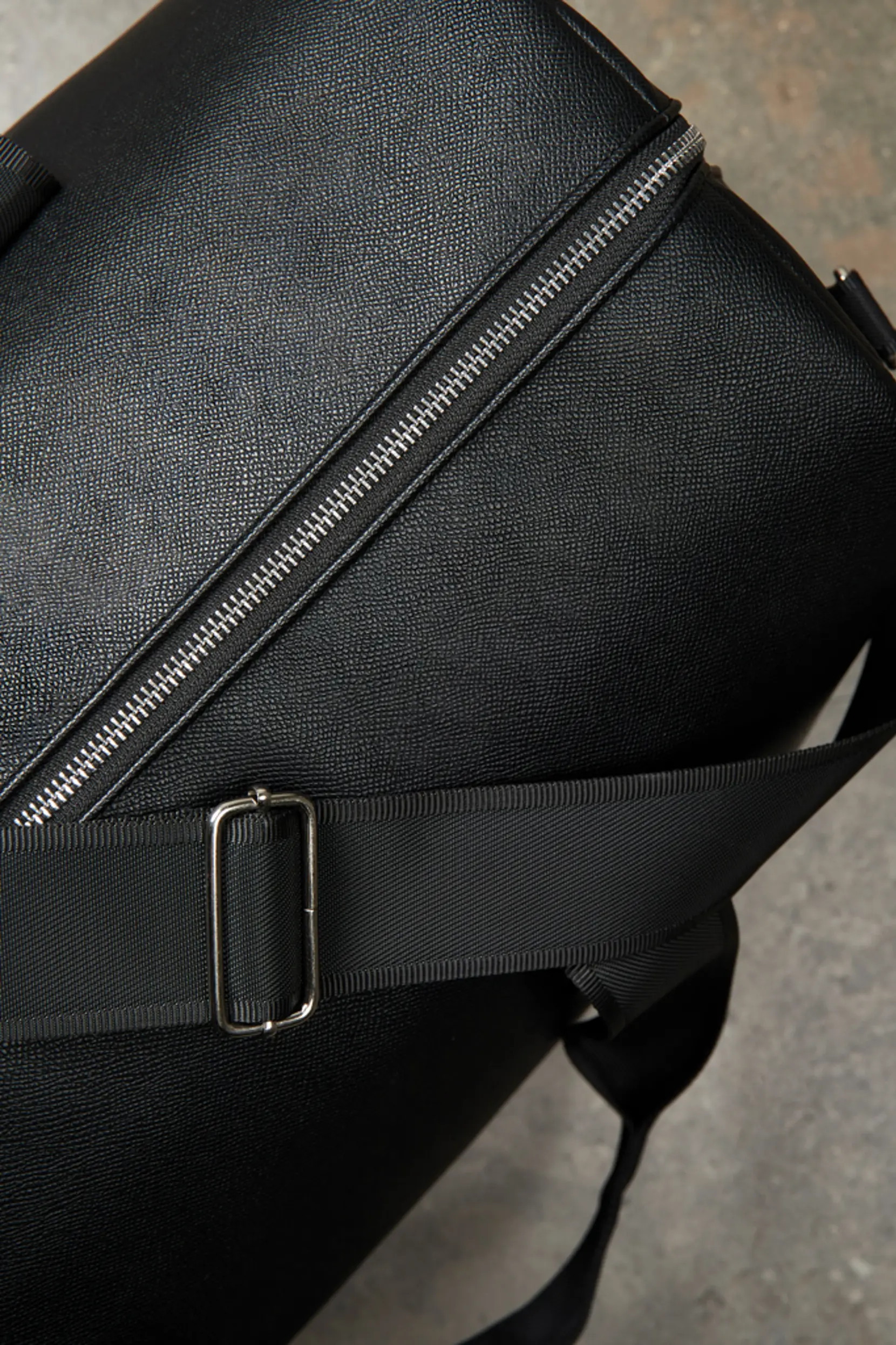 Bild på VINGA Bermond RCS återvunnet PU weekendbag