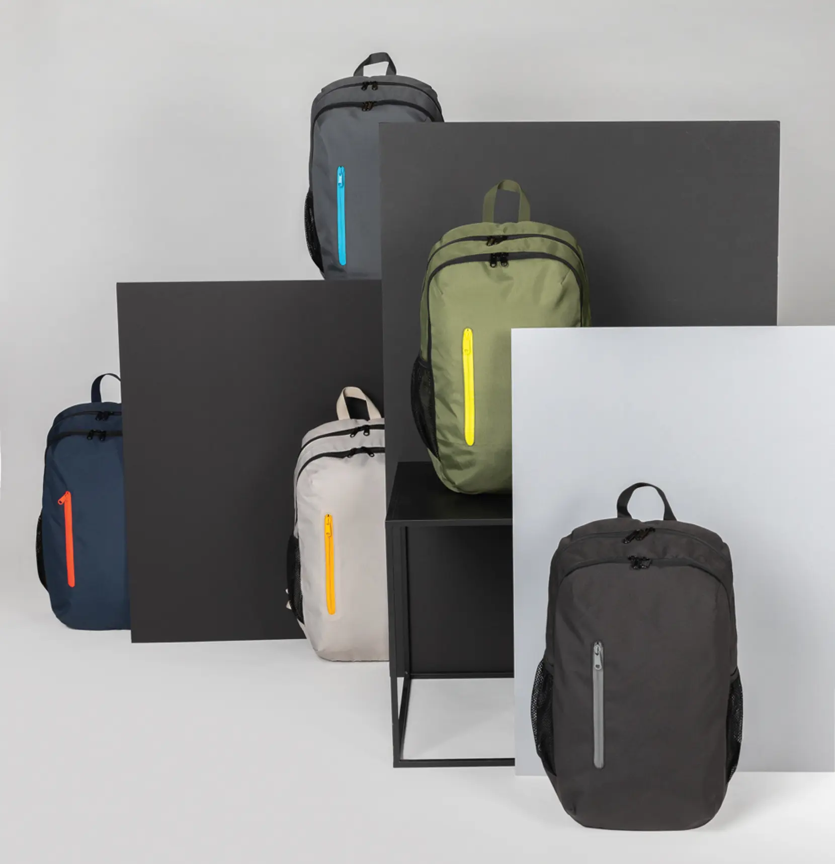 Bild på Impact AWARE™ 300D RPET casual ryggsäck