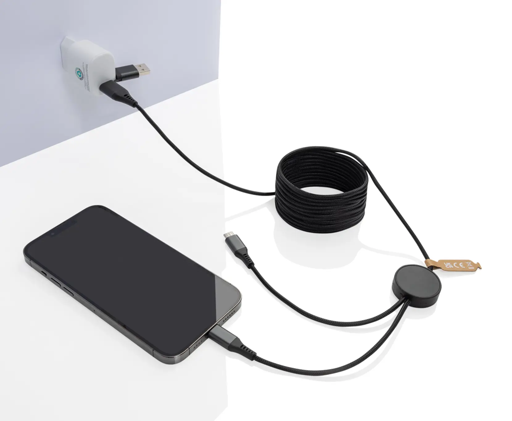 Bild på Terra RCS återvunnen PET 3 meter 4-i-1-kabel