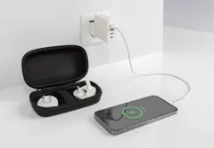 Bild på TravelCharge Pro RCS rplastisk reseladdare med USB C