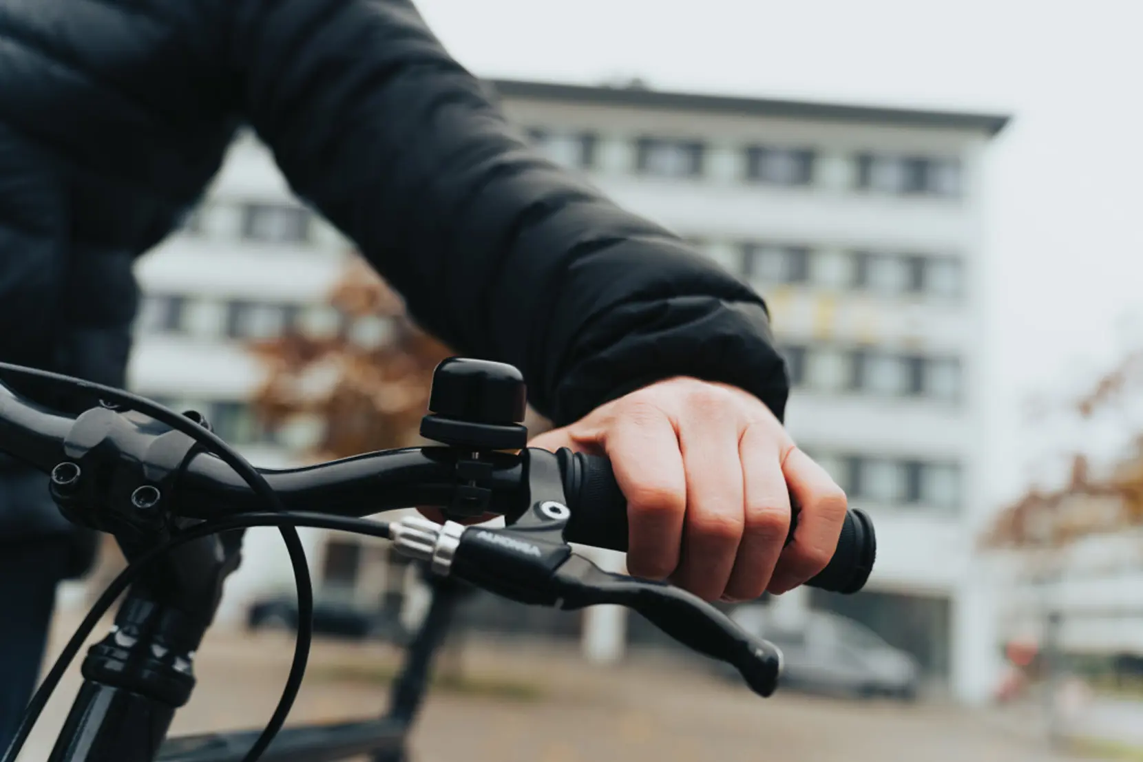 Bild på Pedalfinder cykelklocka, kan spåras världen runt