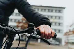 Bild på Pedalfinder cykelklocka, kan spåras världen runt