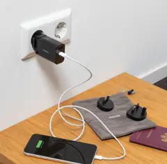 Bild på Philips 30W ultrasnabb PD reseladdare