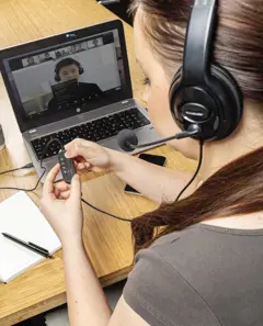 Bild på Over-ear headset med kabel