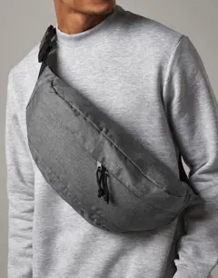Bild på Oversized Across Body Bag