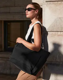 Bild på Simplicity Tote