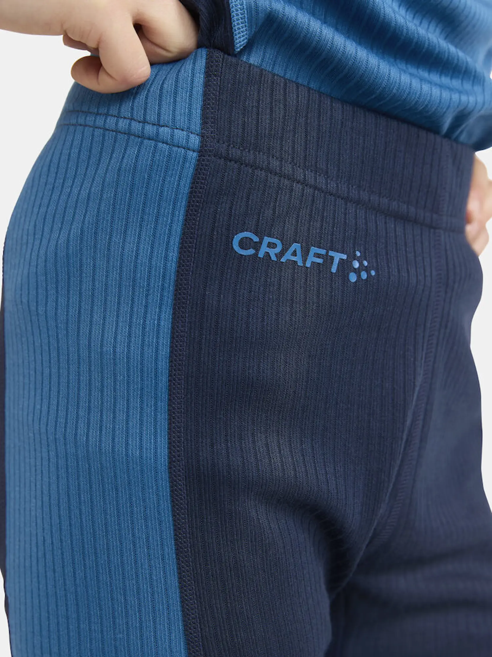Bild på CORE Dry Baselayer Set J