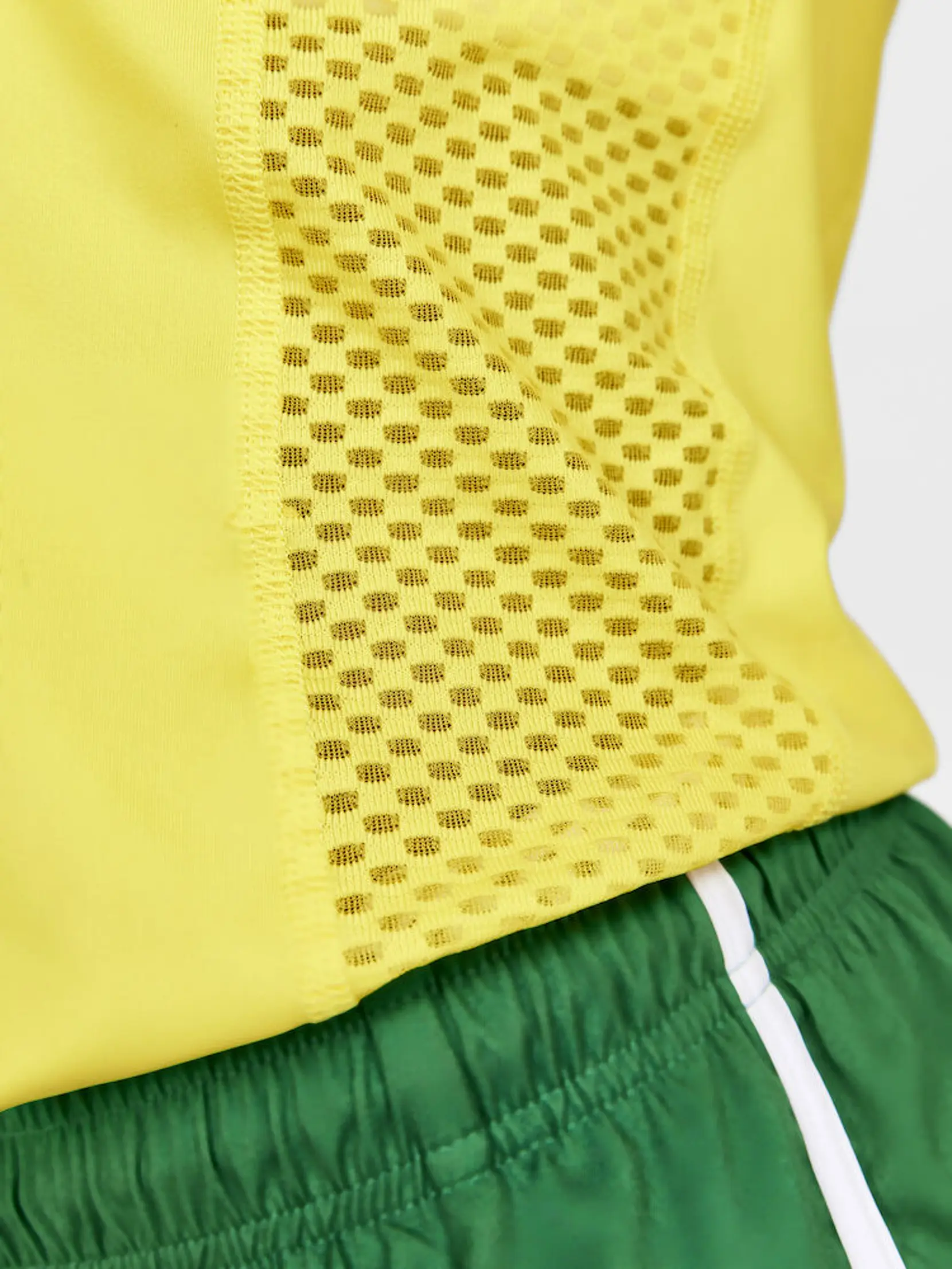 Bild på T&F RETRO Elite Custom Singlet W