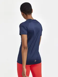 Bild på CORE Essence Logo Tee W