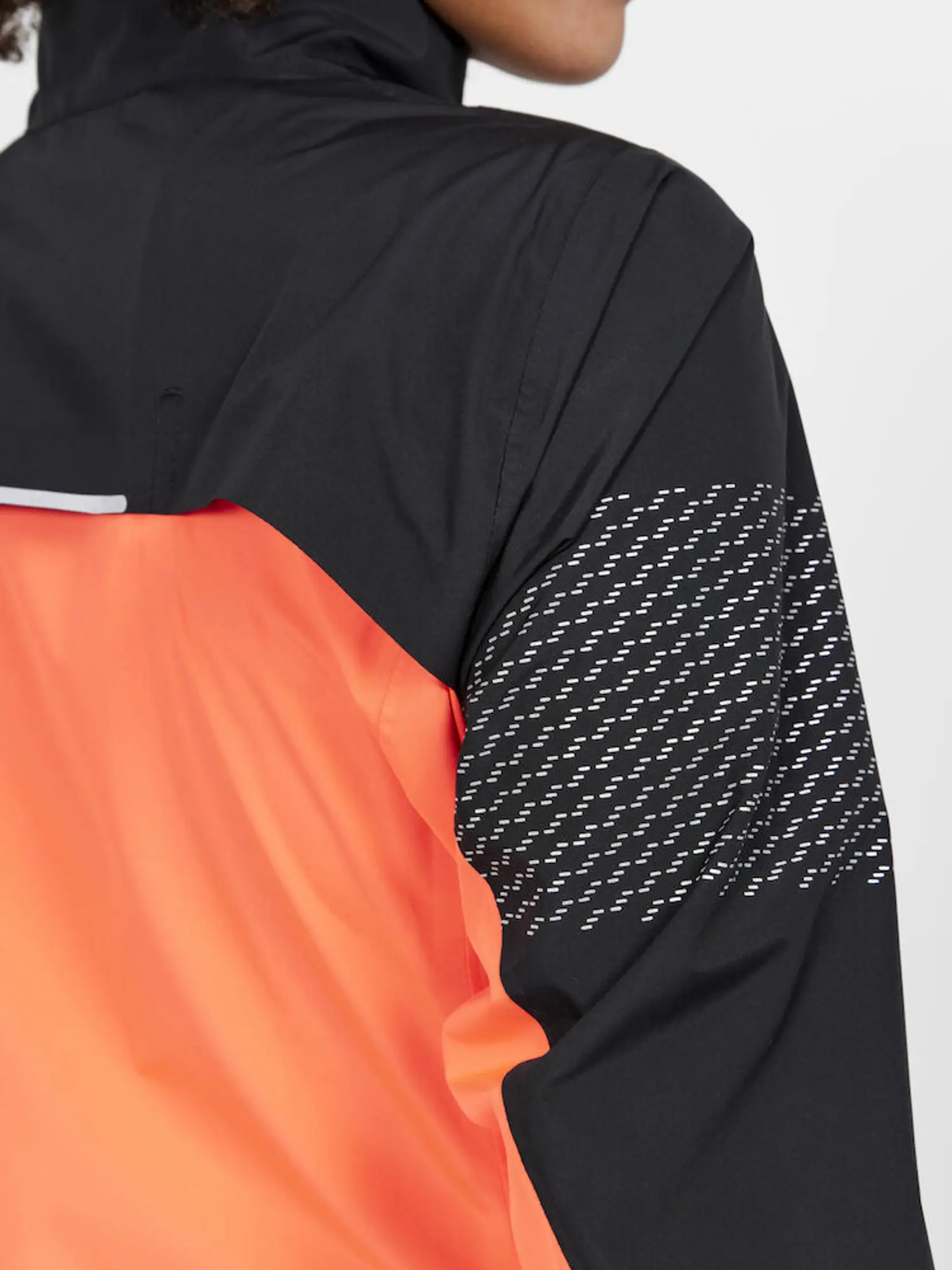 Bild på CORE Endur Lumen Hydro Jacket W
