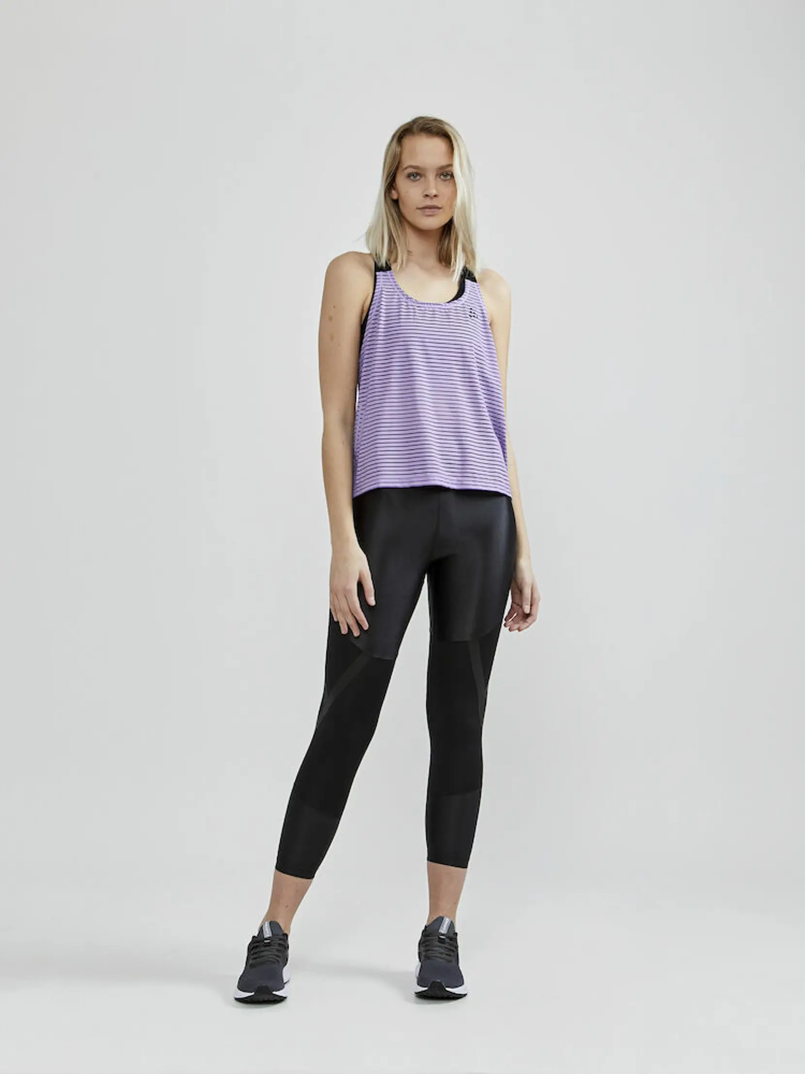 Bild på ASOME Singlet W