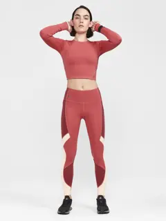 Bild på ADV Tone Cropped Top W