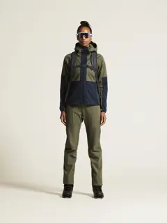 Bild på Core Backcountry Pants W