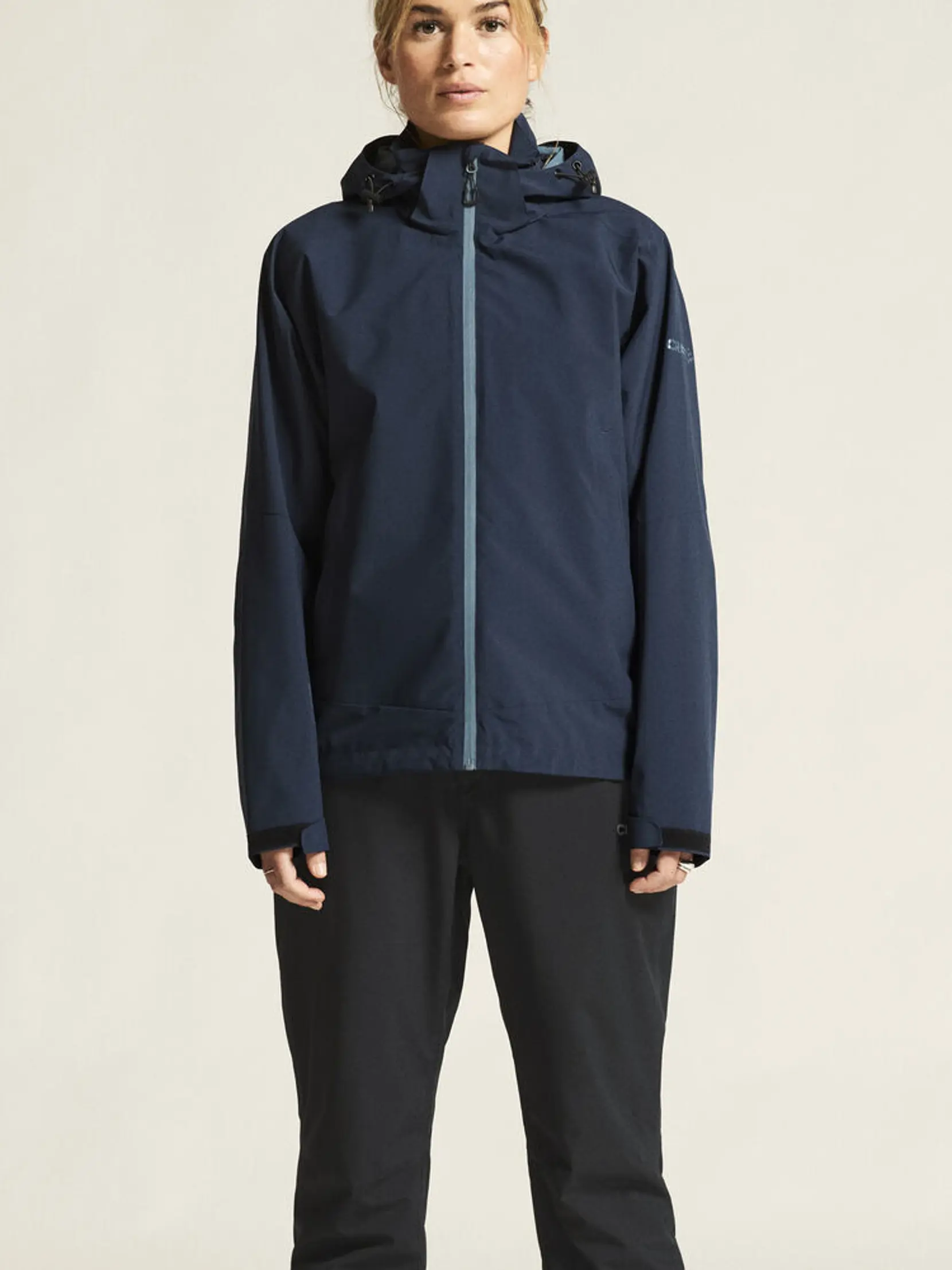 Bild på CORE Explore Shell Jacket W