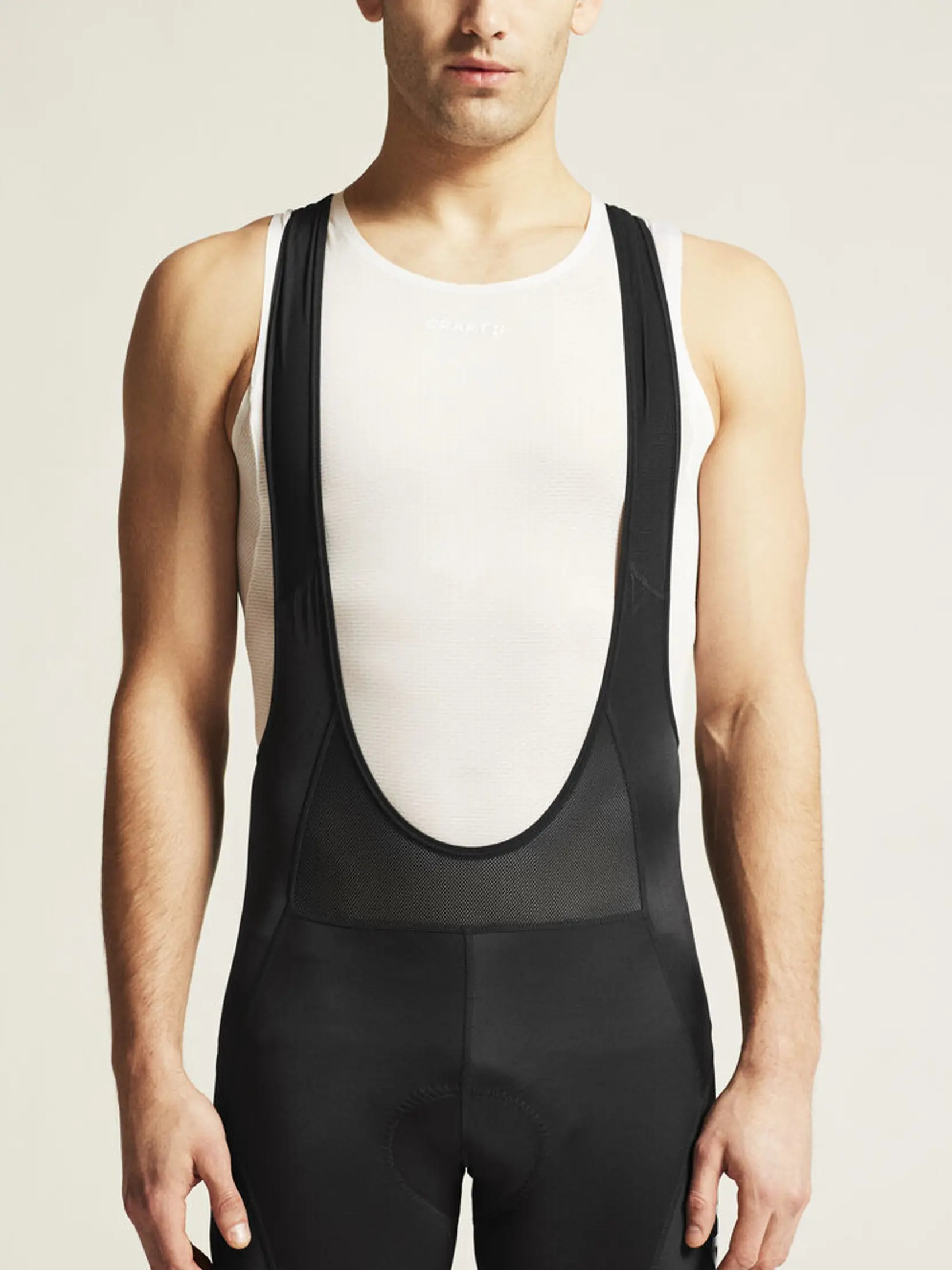 Bild på CORE Essence Bib Shorts M