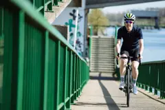 Bild på CORE Essence Bib Shorts M